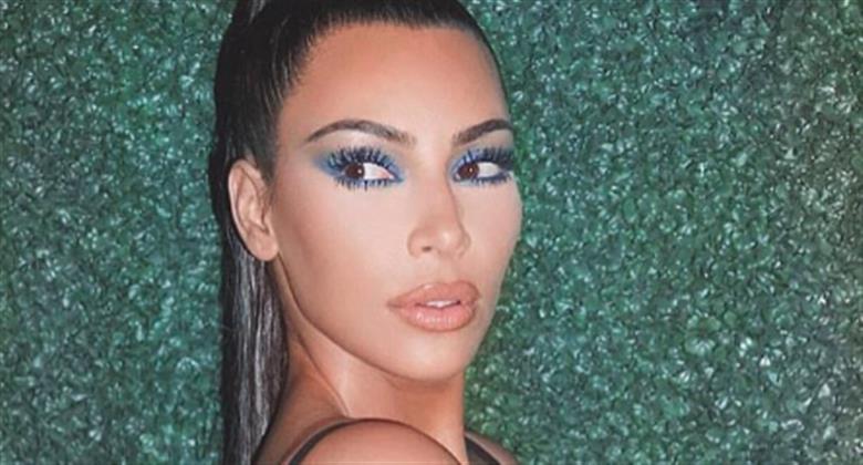 Kim Kardashian Posta Foto Nua Para Promover Perfume RedeTV