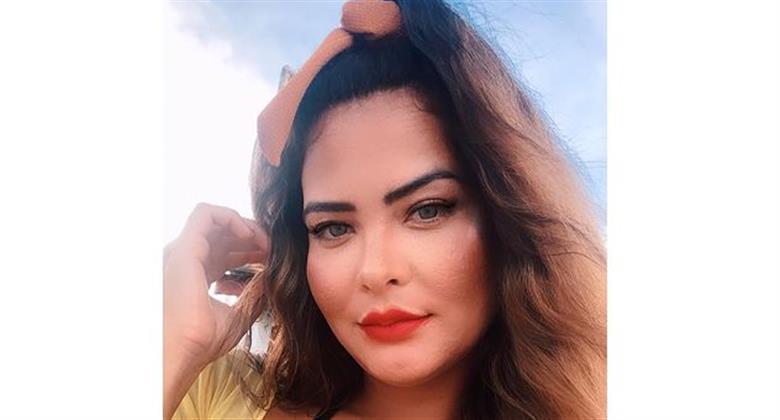 Geisy Arruda Empina Bumbum Avantajado Em Clique Sensual RedeTV