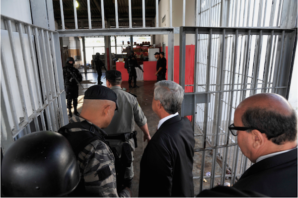 Justiça manda Goiás transferir detentos