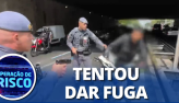 Motoqueiro com placa encoberta cai na mira da polcia e se d mal