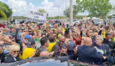 Em viagem a Orlando, Bolsonaro participa de motociata