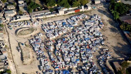 Haiti Alojamentos em Porto Príncipe, no Haiti, devastado por terremoto e instabilidade política