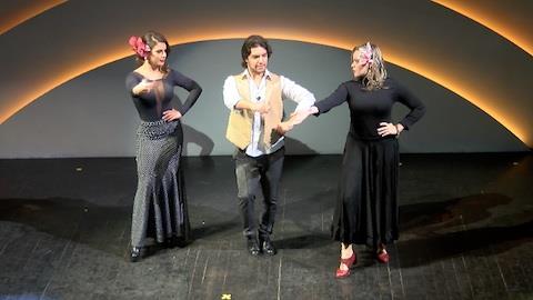 Babi Rossi e Paulinha Leite aprendem a seduzir danando flamenco
