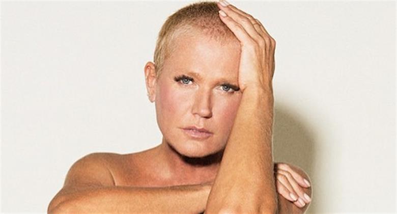 Aos Anos Xuxa Meneghel Surge Nua Em Nova Foto De Ensaio Para