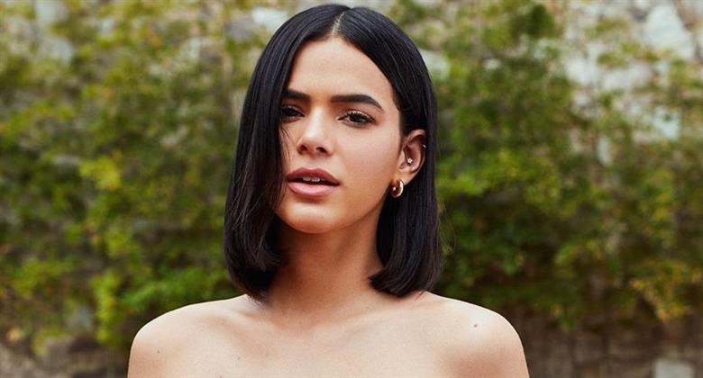 Bruna Marquezine Posa De Biquíni E Exibe Tatuagem Abaixo Do Seio Redetv