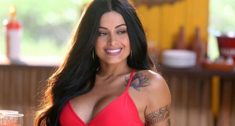 Aline Riscado Exibe Bumbum Avantajado Em Foto De Biqu Ni Redetv