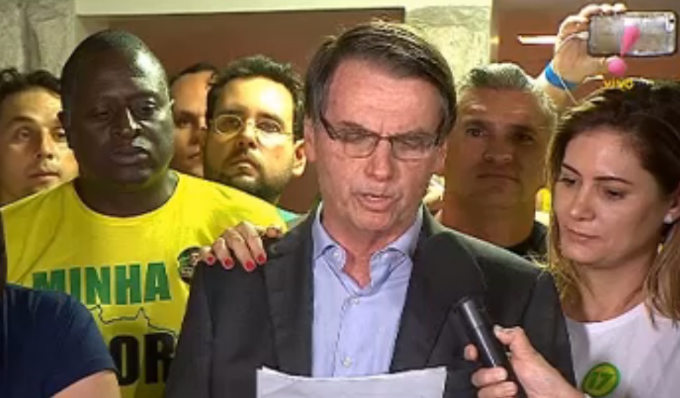 Resultado de imagem para Bolsonaro diz que farÃ¡ um governo â€˜defensor da ConstituiÃ§Ã£o, da democracia e da liberdadeâ€™