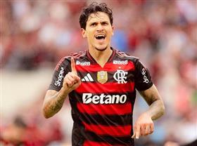 Pedro sofre lesão e fica de fora da final da Libertadores contra o Palmeiras