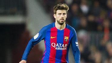 Piqué toma multa de R$ 10 mil por criticar arbitragem em jogos do Barcelona