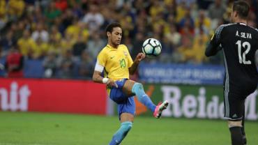 Brasil vence o Paraguai e conta com a ajuda do Peru para se classificar para a Copa da Rússia