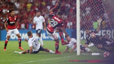 Flamengo empata com o Independiente e deixa escapar o título da Sul-Americana