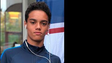 Filho de Ronaldinho Gaúcho herda talento do pai e PSG já o observa, segundo site francês