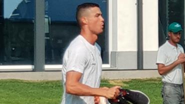 Cristiano Ronaldo inicia atividades de campo na Juventus