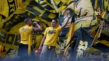 Alemanha define que futebol volta no dia 16 de maio com portões fechados