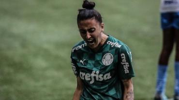 Palmeiras goleia Real Brasília e continua líder no Brasileiro Feminino
