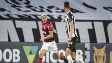 Com Savarino artilheiro, Atlético-MG vence Flamengo no Brasileiro