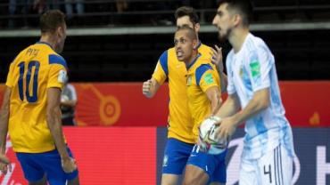 Futsal: Brasil cai para Argentina e adia sonho de reconquistar o mundo