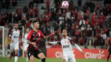 Flamengo arranca empate com Athletico-PR na Arena da Baixada