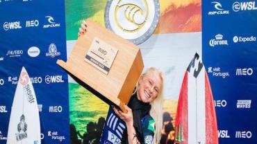 Em Portugal, Tatiana Weston-Webb é campeã no Mundial de surfe