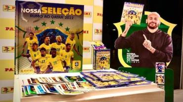Com Zico e Neymar como destaques, Panini lança álbum de figurinhas sobre a Seleção Brasileira rumo à Copa no Catar