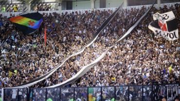 Elcio Mendonça: "Melhor jogador dessa Série B é a torcida do Vasco"