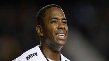 STJ suspende julgamento de recurso do ex-jogador Robinho