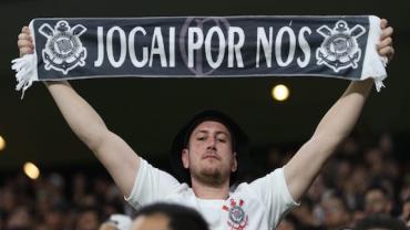 Silvio Luiz: "Torcida do Corinthians é um fenômeno"