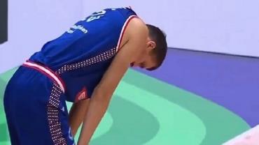 Jogador da Sérvia perde rim após cotovelada em jogo do Mundial de Basquete