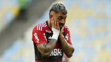 Após vice da Copa do Brasil, Gabigol diz que quer continuar no Flamengo