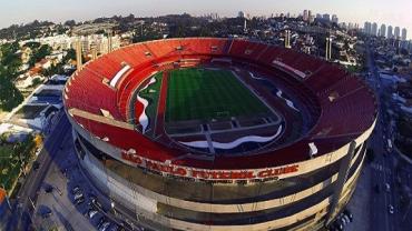 São Paulo acerta empréstimo e Santos jogará no Morumbis