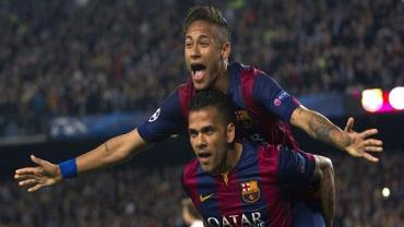 Após condenação por agressão sexual, Barcelona decide retirar Daniel Alves da lista de lendas do clube