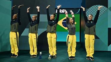 Histórico! Brasil conquista medalha de bronze inédita por equipes na ginástica artística