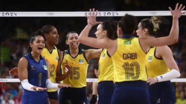 "Qualquer resultado menor que ouro será frustração", diz Gabi após vitória do vôlei feminino