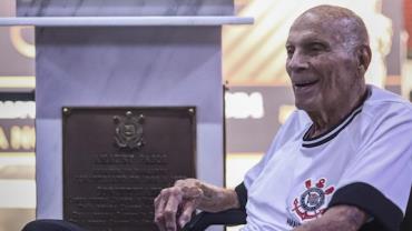 Morre aos 89 anos a lenda do basquete brasileiro Amaury Pasos