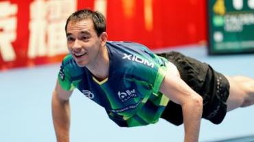 Hugo Calderano derruba número 1 e conquista a Copa do Mundo de Tênis de Mesa