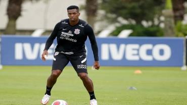 Ex-jogador do Corinthians, Jô, é detido no Aeroporto de Guarulhos por dívida de pensão