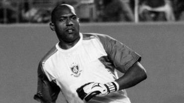 Ex-goleiro Neneca morre após sofrer infarto aos 45 anos