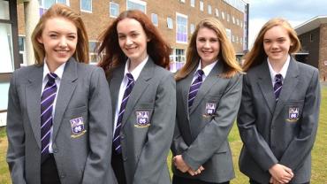 Escolas britânicas adotam uniformes sem gênero