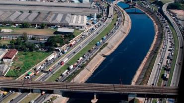 Em São Paulo, pistas das Marginais têm 102 acidentes após aumento de velocidade