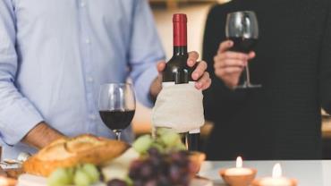 Cientistas canadenses contestam teoria de que vinho faz bem para a saúde