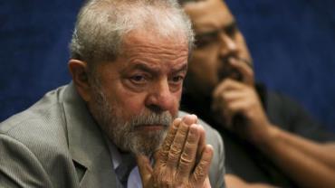 Sem provas, condenação é perseguição política, diz defesa de Lula