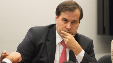 Rodrigo Maia marca para 2 de agosto votação da denúncia contra Temer no plenário
