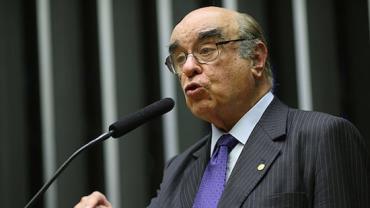 PSC cede vaga na CCJ para Bonifácio de Andrada e deputado segue como relator de denúncia