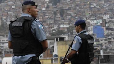 Secretaria vai apurar tiros de policiais civis na direção de UPP no Jacarezinho