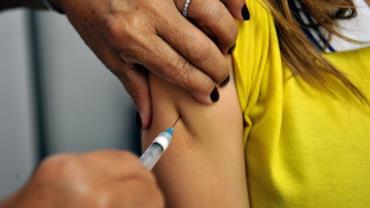 Prefeitura de SP confirma mortes por reação à vacina da febre amarela