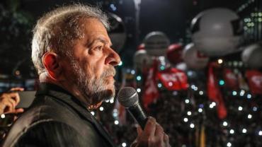Defesa de Lula entra com recursos para levar condenação ao STJ e STF
