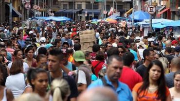 Número de brasileiros que se declaram pretos cresce 22% em 5 anos, diz IBGE