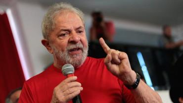 Presidente do TRF-4 determina que prisão de Lula seja mantida
