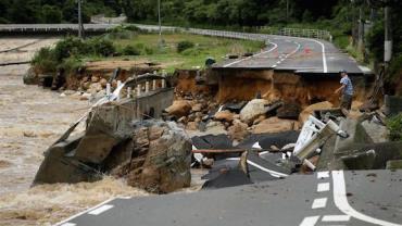 Inundações matam 124 pessoas no Japão e deixam 60 desaparecidos