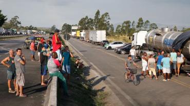 Setor de serviços tem queda em maio devido à greve dos caminhoneiros